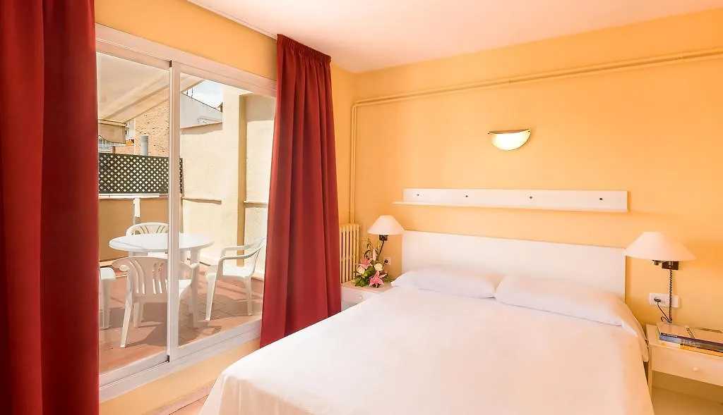 Aparthotel Bertran Barcelona Spain