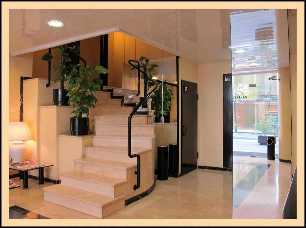 ***  Aparthotel Bertran Βαρκελώνη Ισπανία