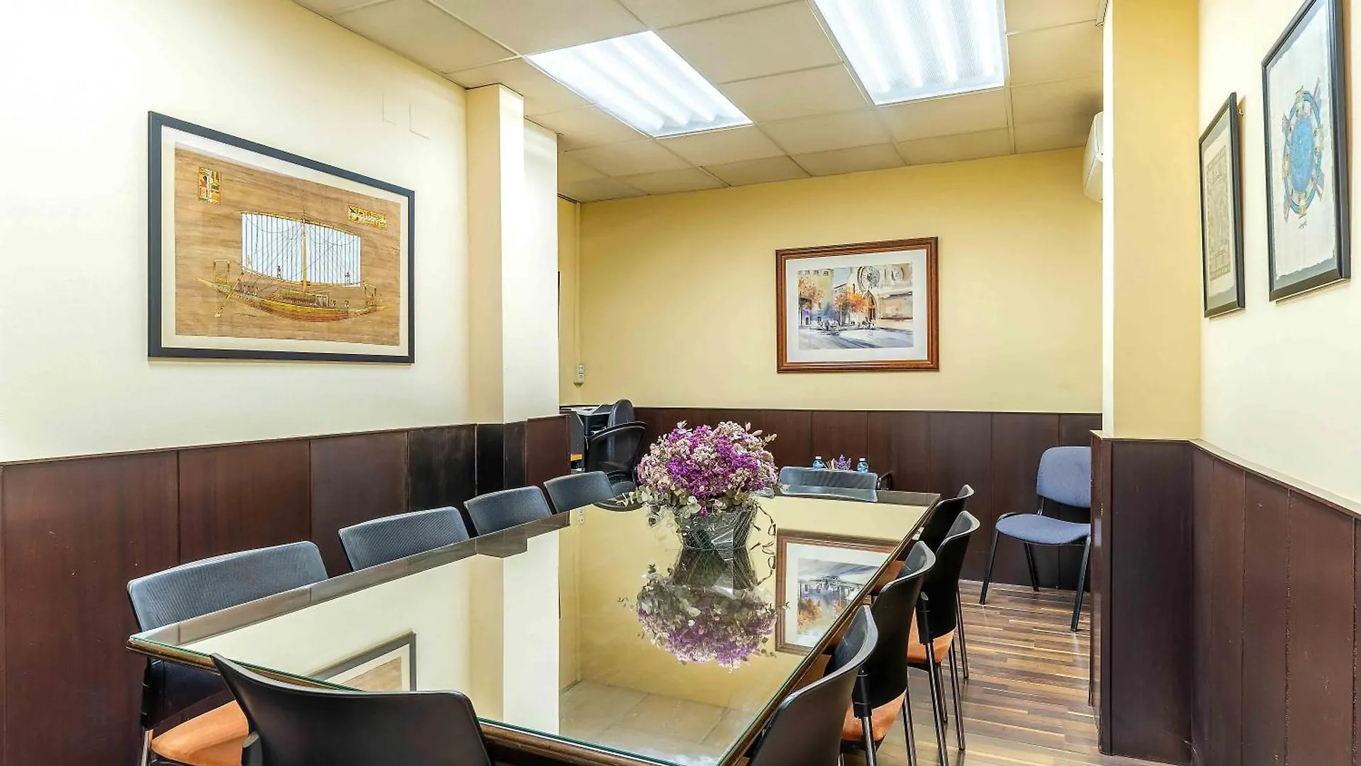 ***  Aparthotel Bertran Barcelona Spain