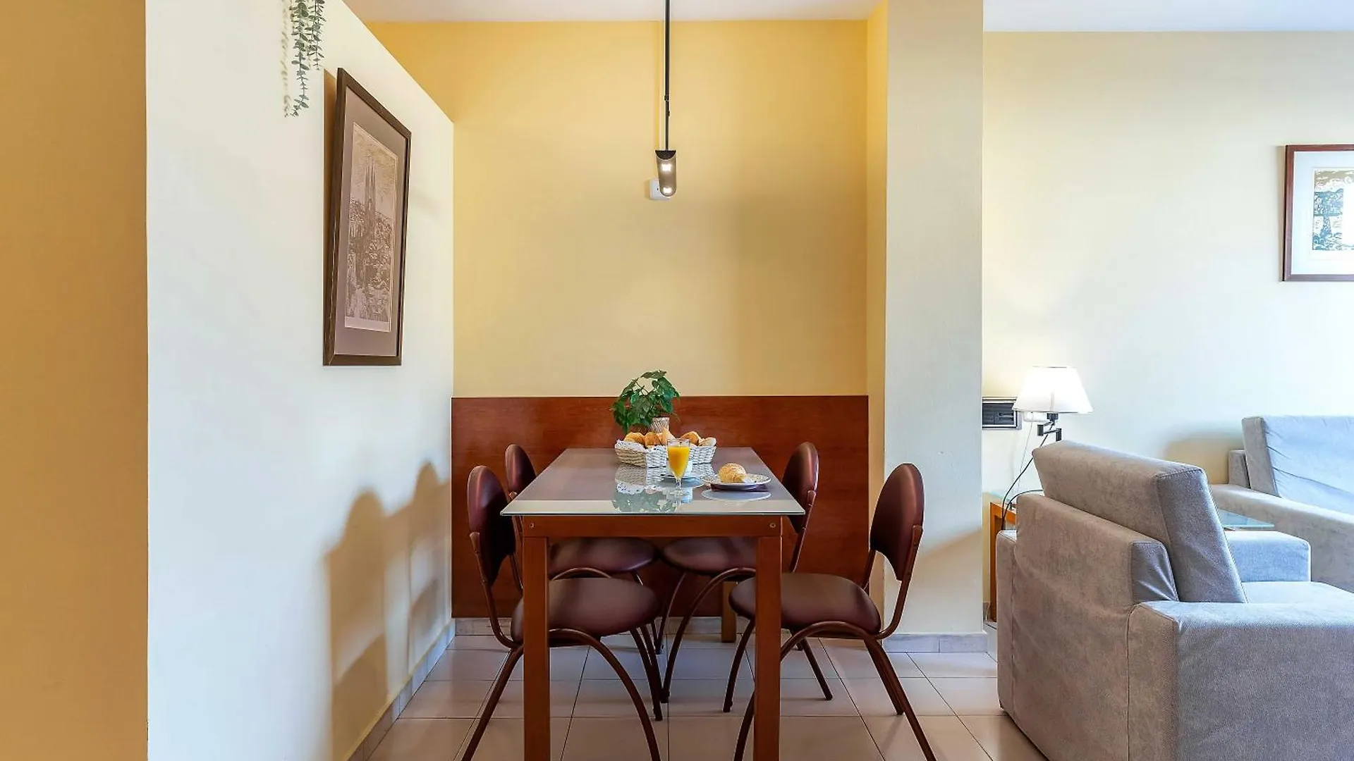 Aparthotel Bertran Barcelona
